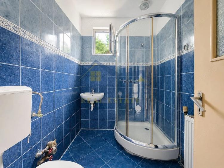Apartament cu 3 camere semidecomandat în Nord