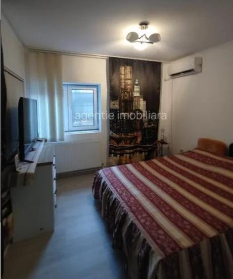 Casă cu 3 camere cu Canalizare în ICIL