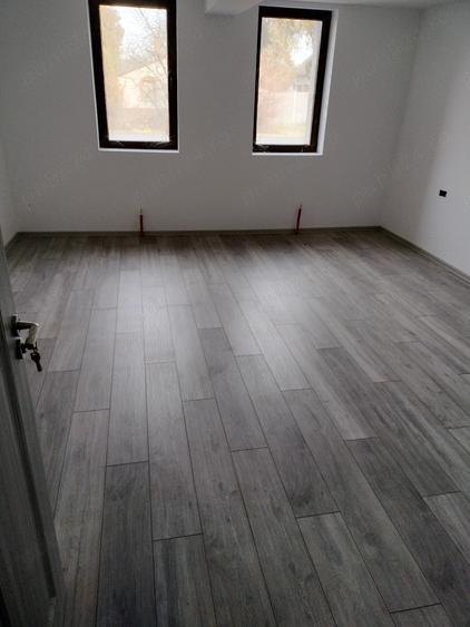 Casă cu Teren 1500 Mp în Turnu