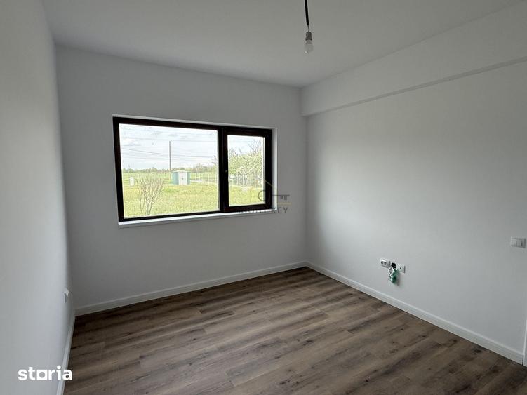 Casă cu 5 camere cu Teren 615 Mp în Dragomirești-Vale