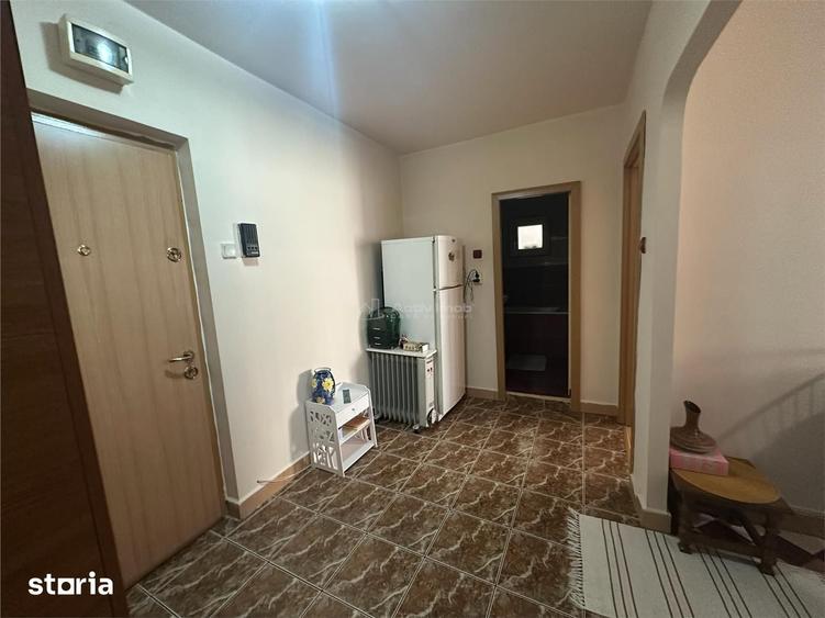 Apartament cu 2 camere decomandat în Luncă