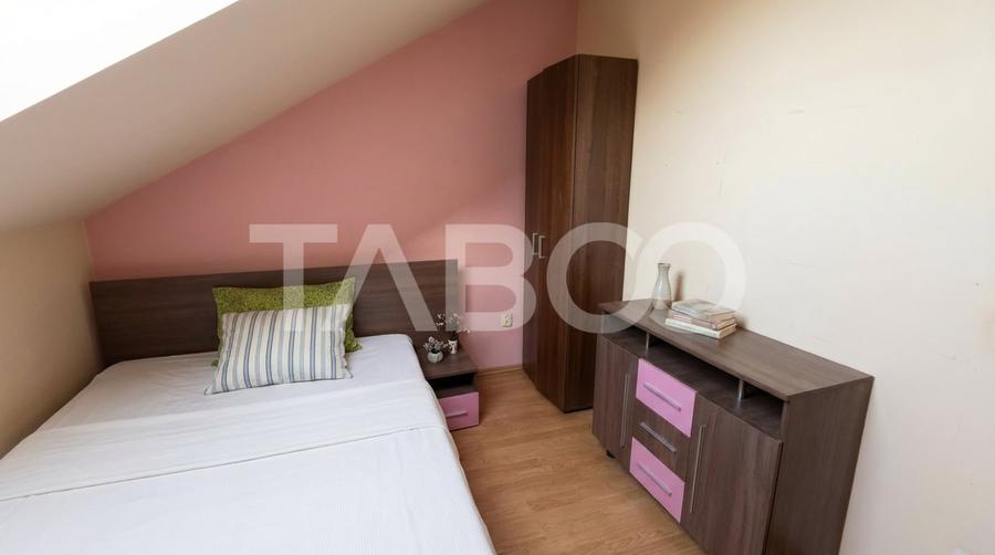 Apartament cu 4 camere decomandat, mobilat în Turnișor