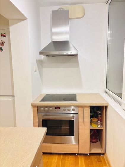 Apartament cu 3 camere în Dâmbovița
