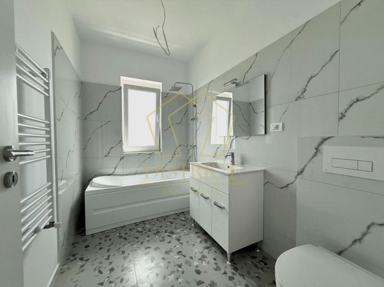 Duplex cu 4 camere cu Canalizare în Covaci