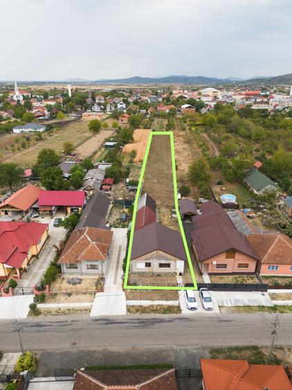 Casă cu 4 camere în Central