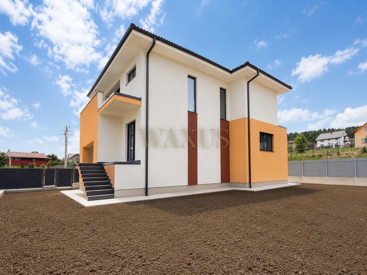 Casă individuală cu 4 camere cu Canalizare în Chinteni