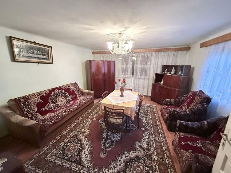 Casă cu 2 camere în Dumbrăvița