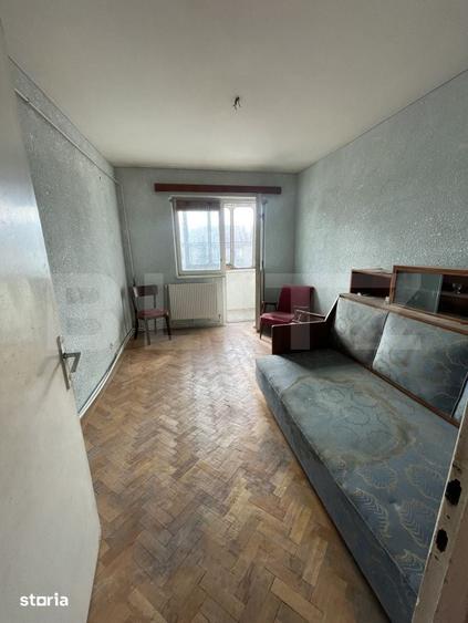 Apartament cu 3 camere semidecomandat în Volovăț