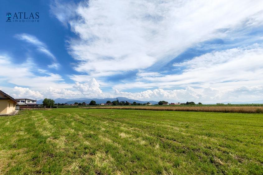 Teren Construcții intravilan de 500 mp, în Stupini