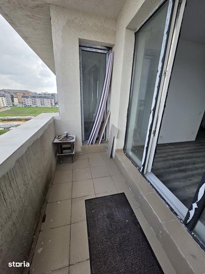 Apartament cu 3 camere decomandat în Chiajna