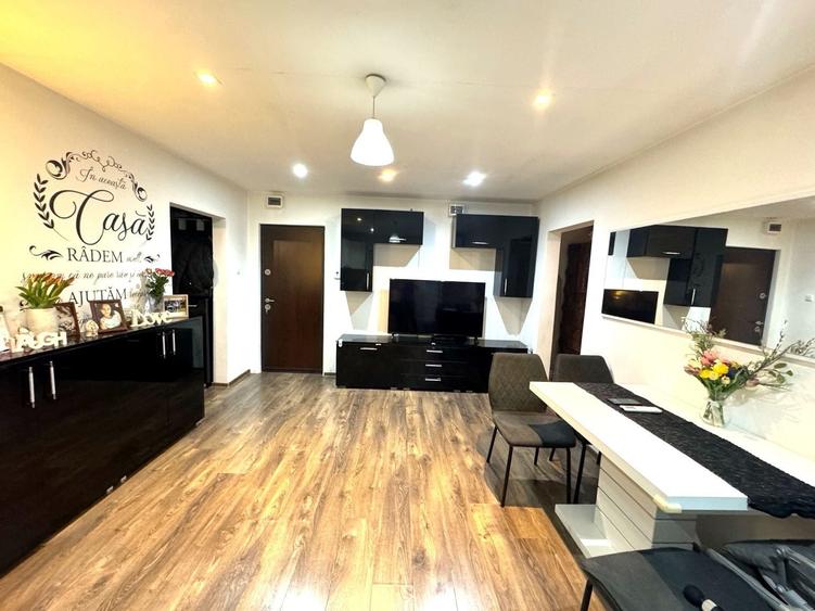 Apartament cu 2 camere decomandat în Central