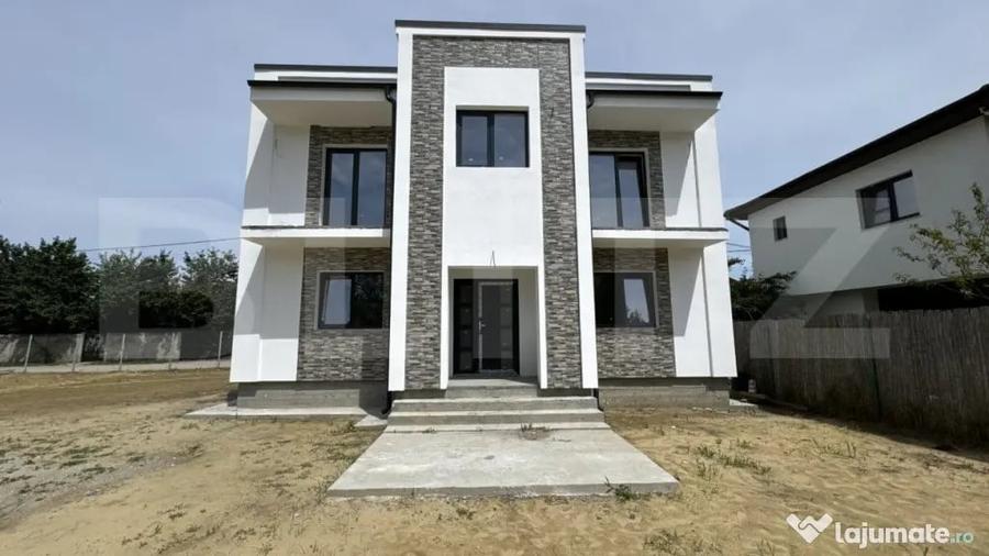 Casă cu 4 camere cu Teren 330 Mp în Central