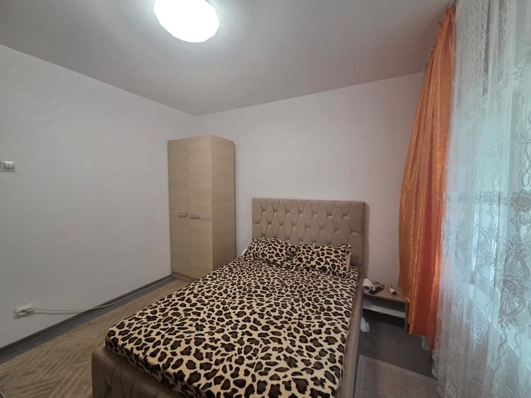 Apartament cu 3 camere în Mircea cel Bătrân