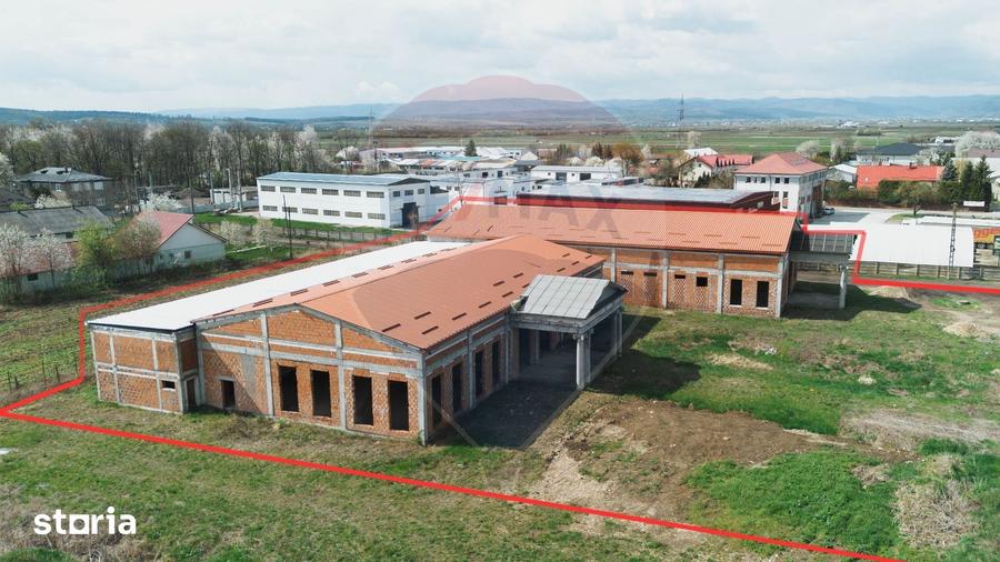 Spațiu comercial, de 1,800 mp, în Central