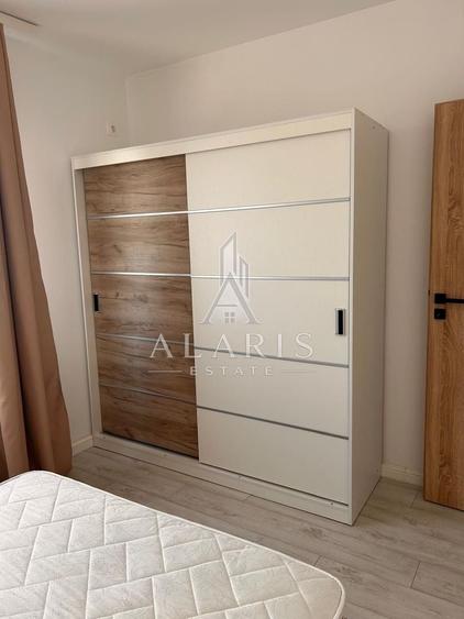Apartament cu 3 camere decomandat, mobilat în Torontalului