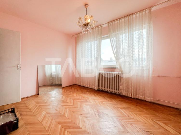 Apartament cu 4 camere decomandat în Mănăștur