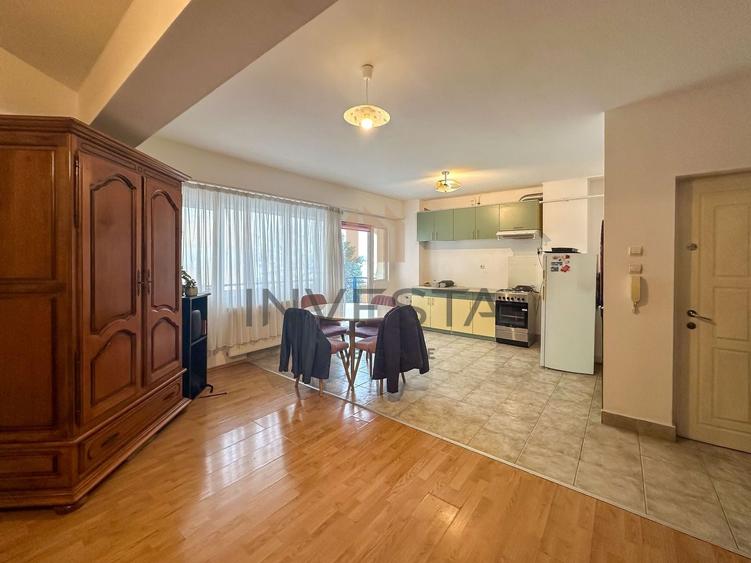 Apartament cu 2 camere semidecomandat, mobilat în Mărăști