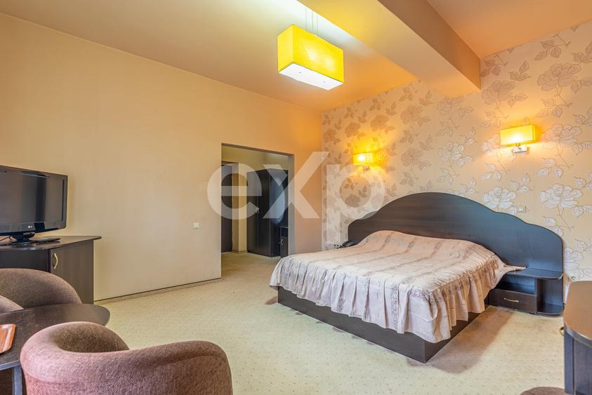 Hotel/Pensiune, de 870 mp, în Sinaia