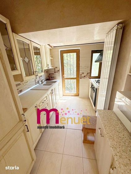Apartament cu 3 camere decomandat în Babadag