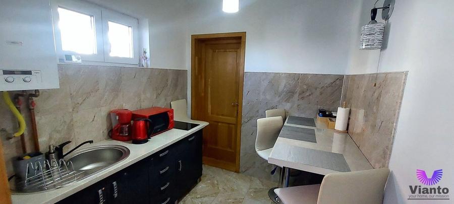 Casă cu 4 camere cu Canalizare în Sub Arini