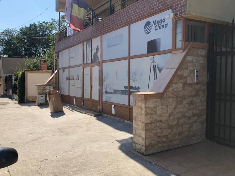 Casă cu 15 camere cu Canalizare în Delfinariu