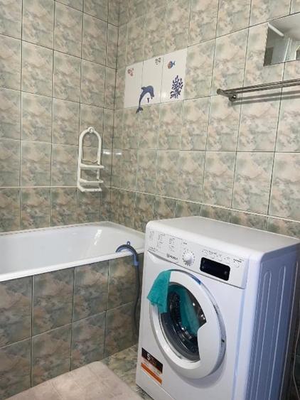 Apartament cu 2 camere decomandat, mobilat în Păcii