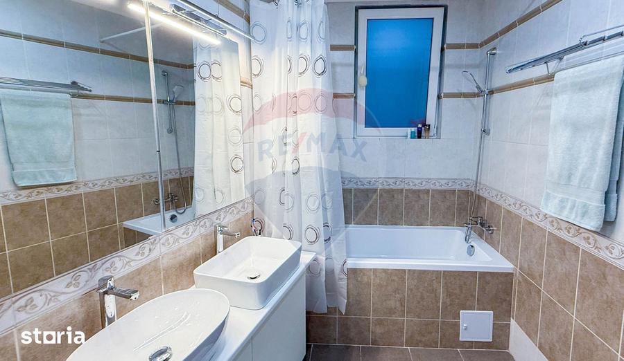 Apartament cu 4 camere, mobilat în Universitate