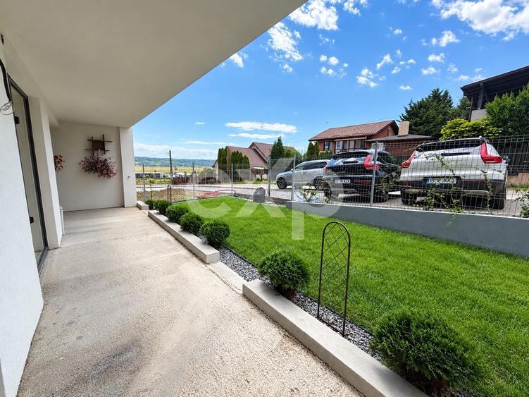 Apartament cu 3 camere decomandat, mobilat în Valea Lupului