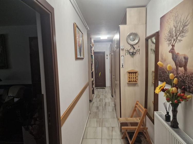 Ap 2 cam, etaj 1,bloc nou 2021, 70mp,decomandat, balcon centrala - 4