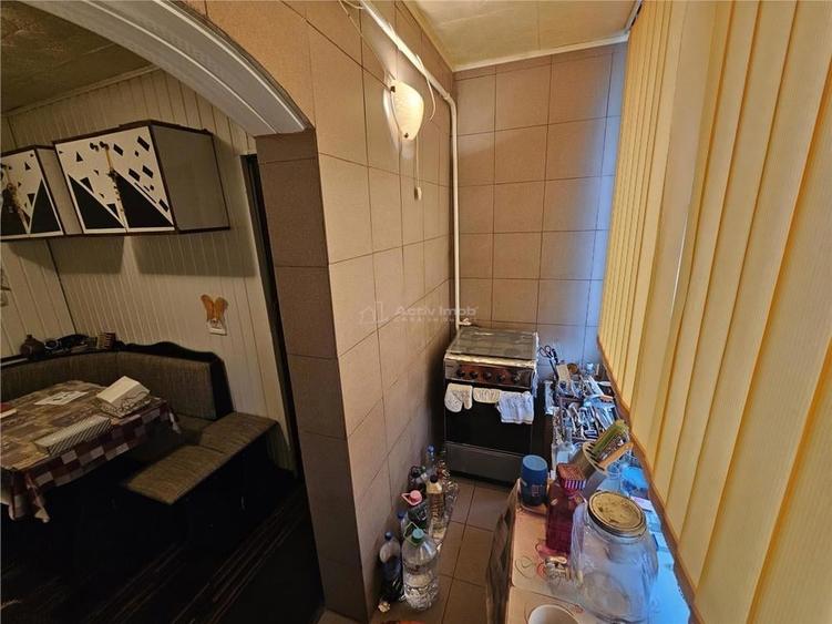 Apartament cu 2 camere decomandat, mobilat în Micro III