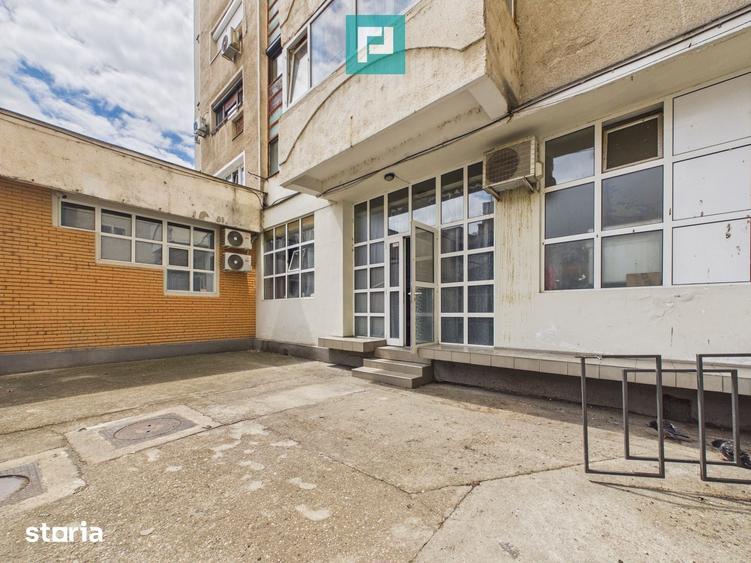 Spațiu comercial, de 245 mp, în Șega