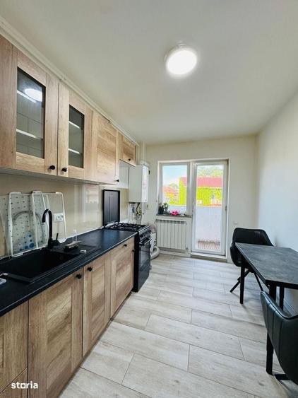 Apartament cu 2 camere decomandat în Parcul Carol