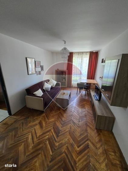 Apartament cu 3 camere decomandat în Piața Unirii