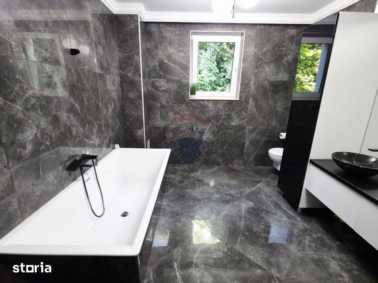 Apartament cu 5 camere în Precista