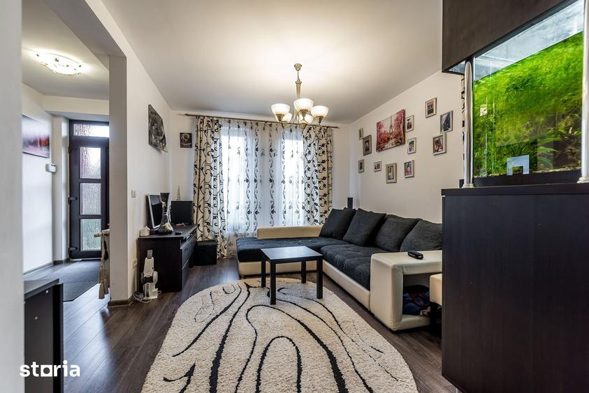 Casă cu 4 camere decomandat cu Teren 387 Mp în Central