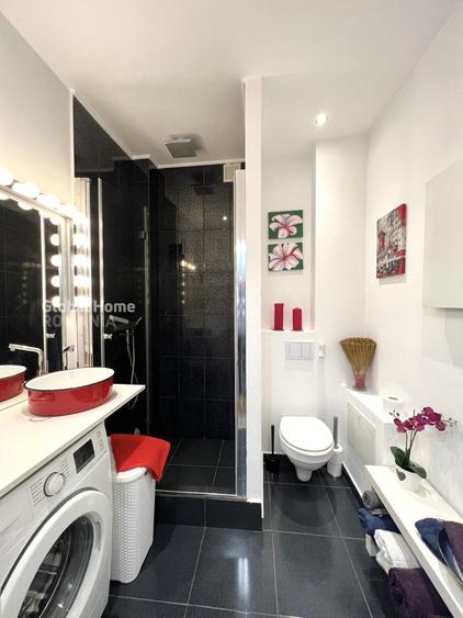 Apartament cu 2 camere semidecomandat, mobilat în Ultracentral