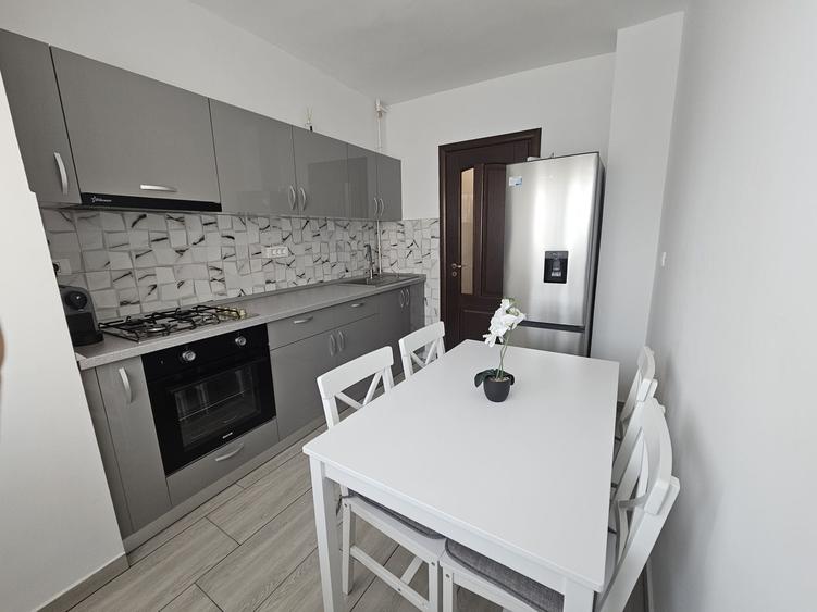 Apartament cu 2 camere decomandat în Colentina