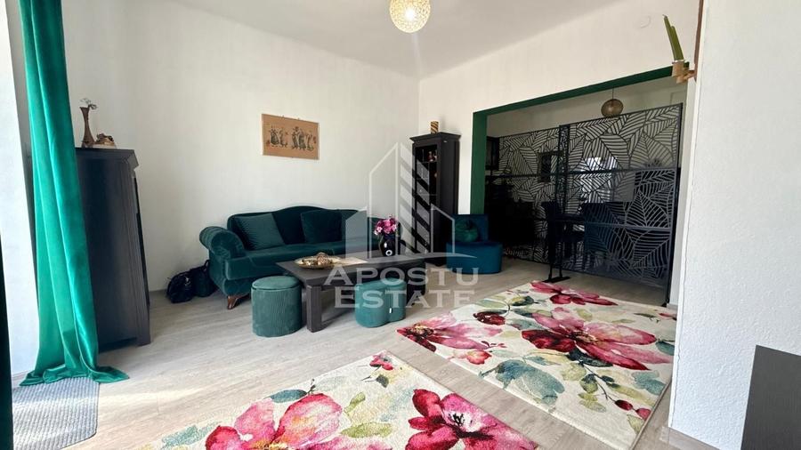 Duplex cu 7 camere cu Canalizare în Lipovei