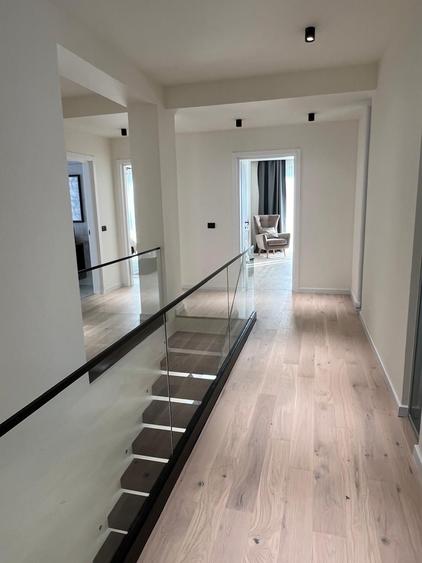 Casă individuală cu 5 camere cu Piscina în Pipera