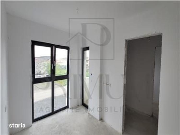 Casă cu 4 camere decomandat în Urseni