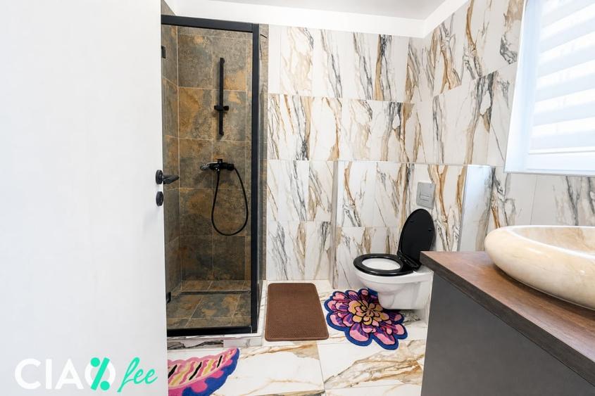 Apartament cu 3 camere semidecomandat, mobilat în Berceni