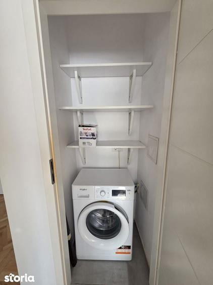 Apartament cu 3 camere decomandat în Drumul Taberei