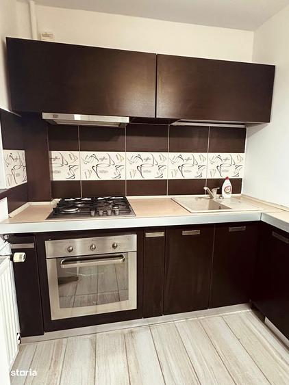 Apartament cu 3 camere decomandat în Militari
