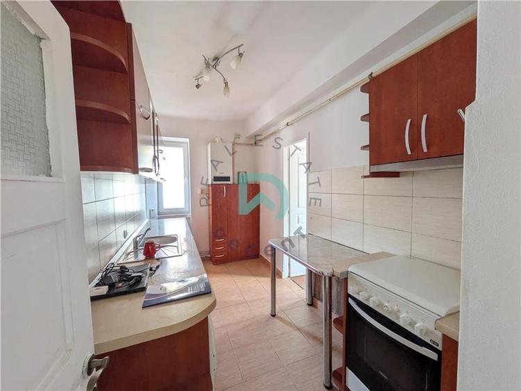 Apartament cu 2 camere semidecomandat în Hărmanului
