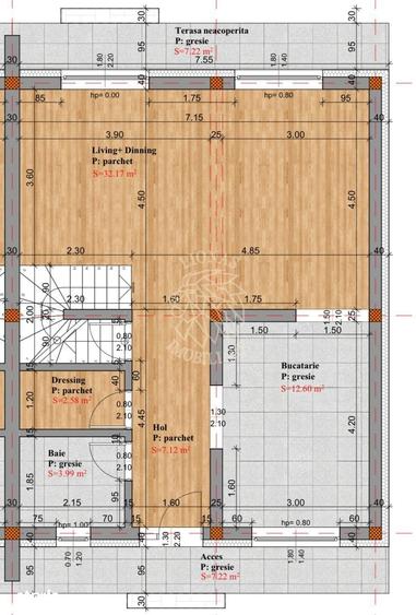 Casă cu 4 camere cu Teren 300 Mp în Central