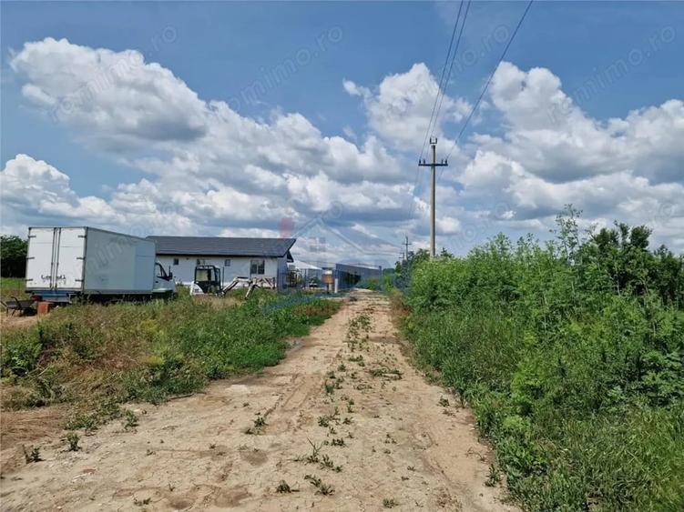 Teren de 1075 mp, în Copăceni