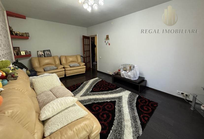 Apartament cu 3 camere decomandat, mobilat în Rahova