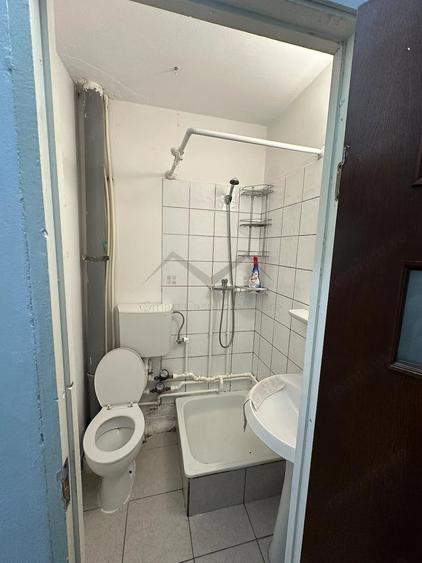 Garsonieră decomandată în Filiași