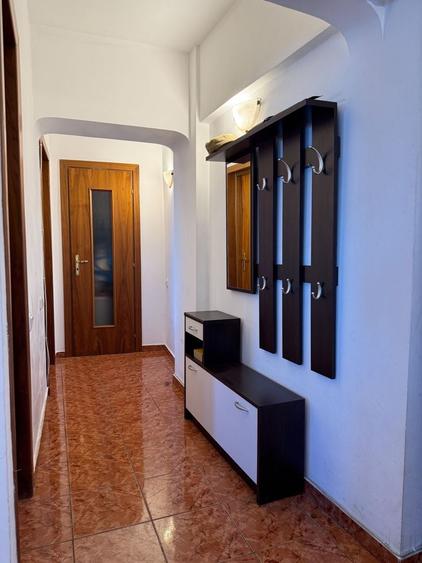 Apartament cu 2 camere decomandat, mobilat în Octavian Goga