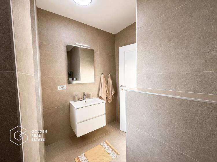 Apartament cu 2 camere decomandat, mobilat în Soarelui